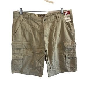 NWT Wrangler Men's Cargo Shorts Size 38
